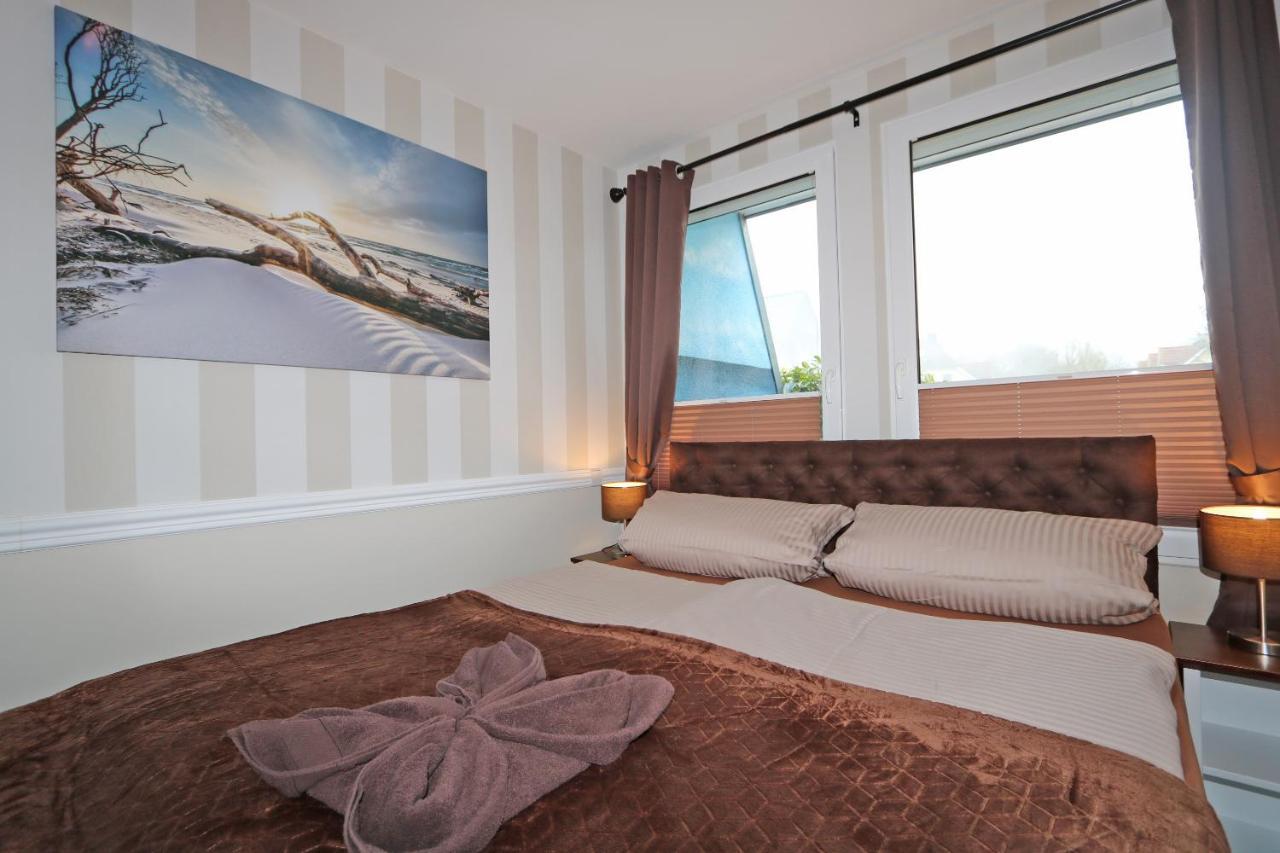 Bungalow-Park Ostseenordstern Вустров Екстер'єр фото